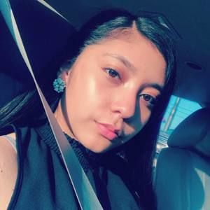 Meet your Posher, Vanessa